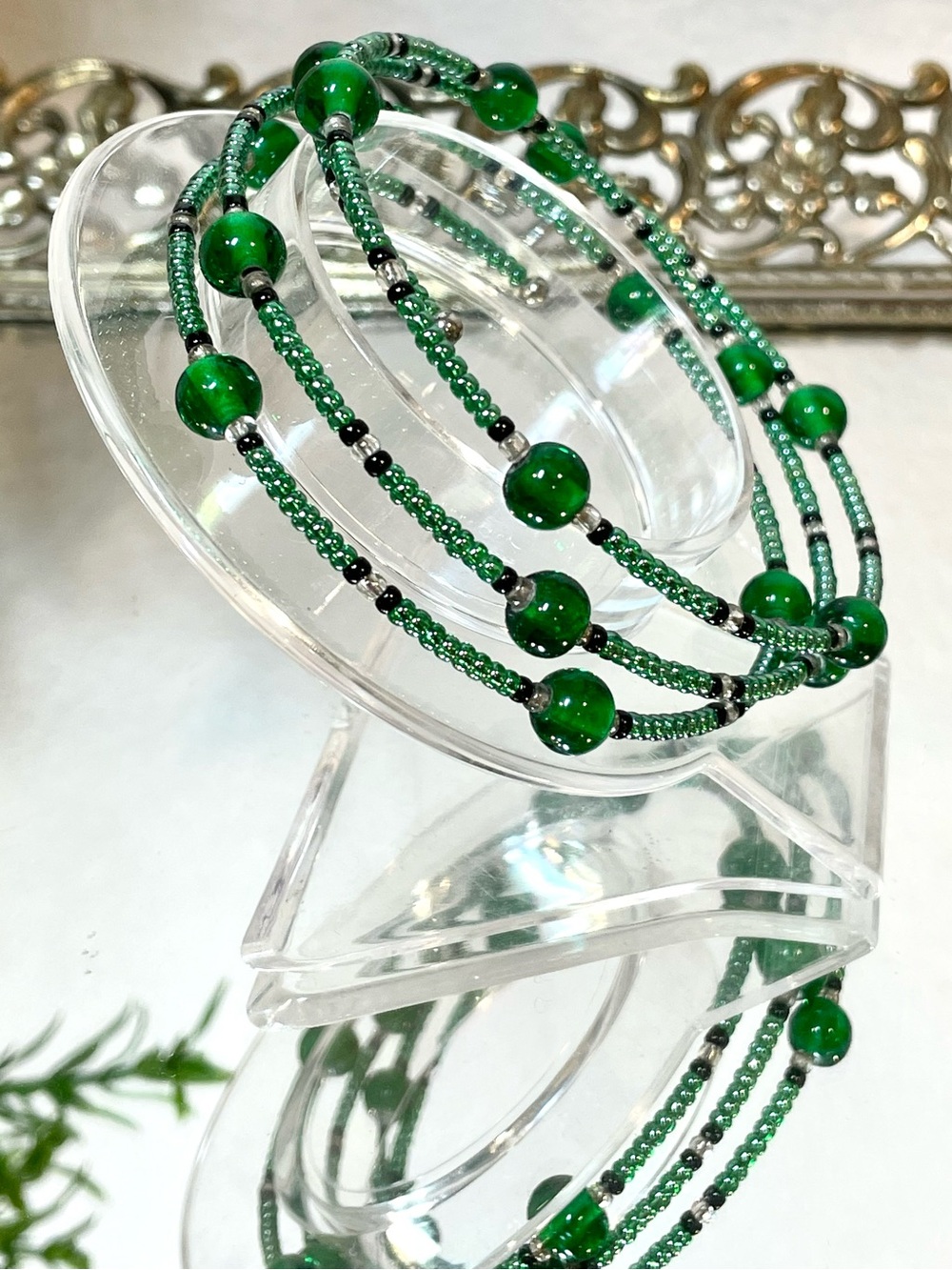 Green Beaded Coil Bracelet | Wraps 3 Times | Simple, Pretty | EUC